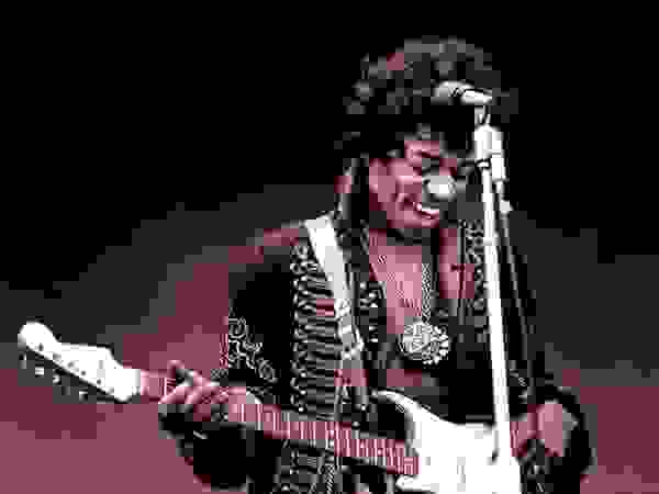 0JimiHendrix