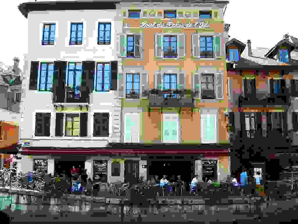 Annecy-panoramio-Hans-_Hagenaars.jpg