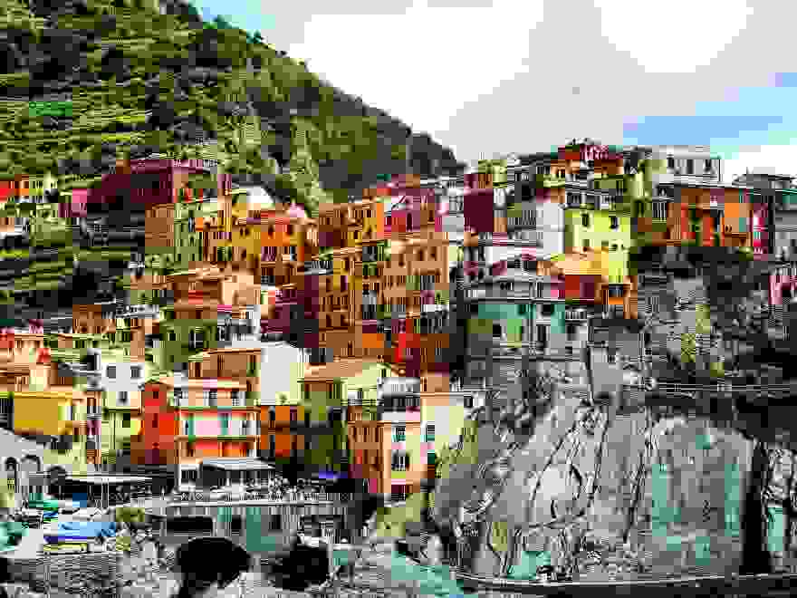 Cities-On-Cliffs10__880.jpg