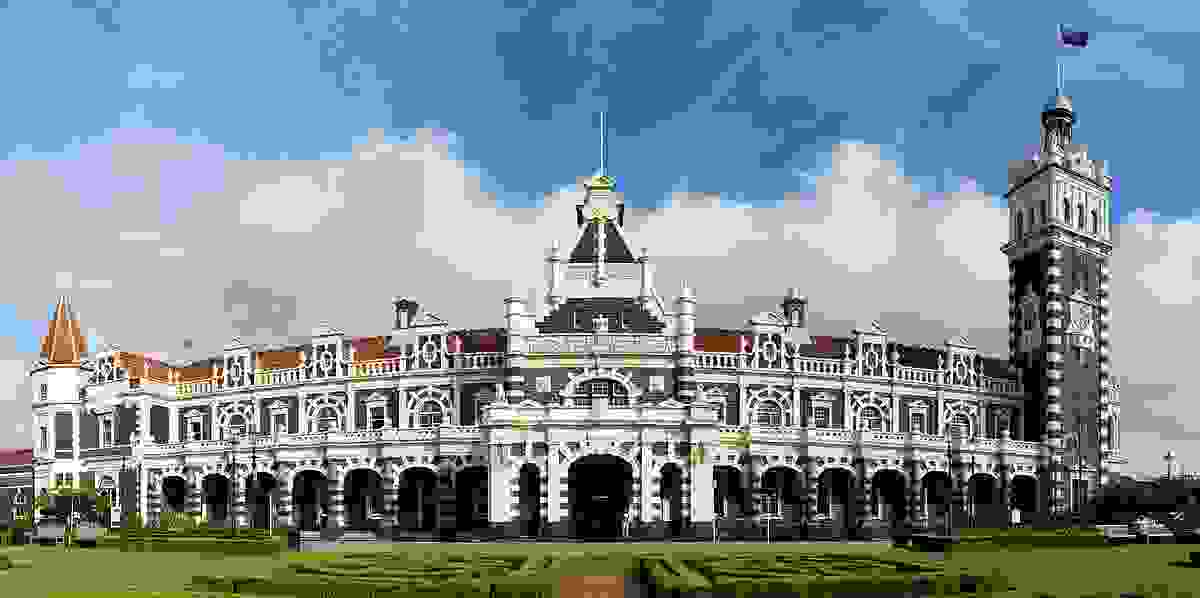 Dunedin Railway Station.jpg