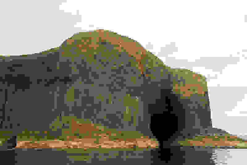 Fingal-Cave2.jpg