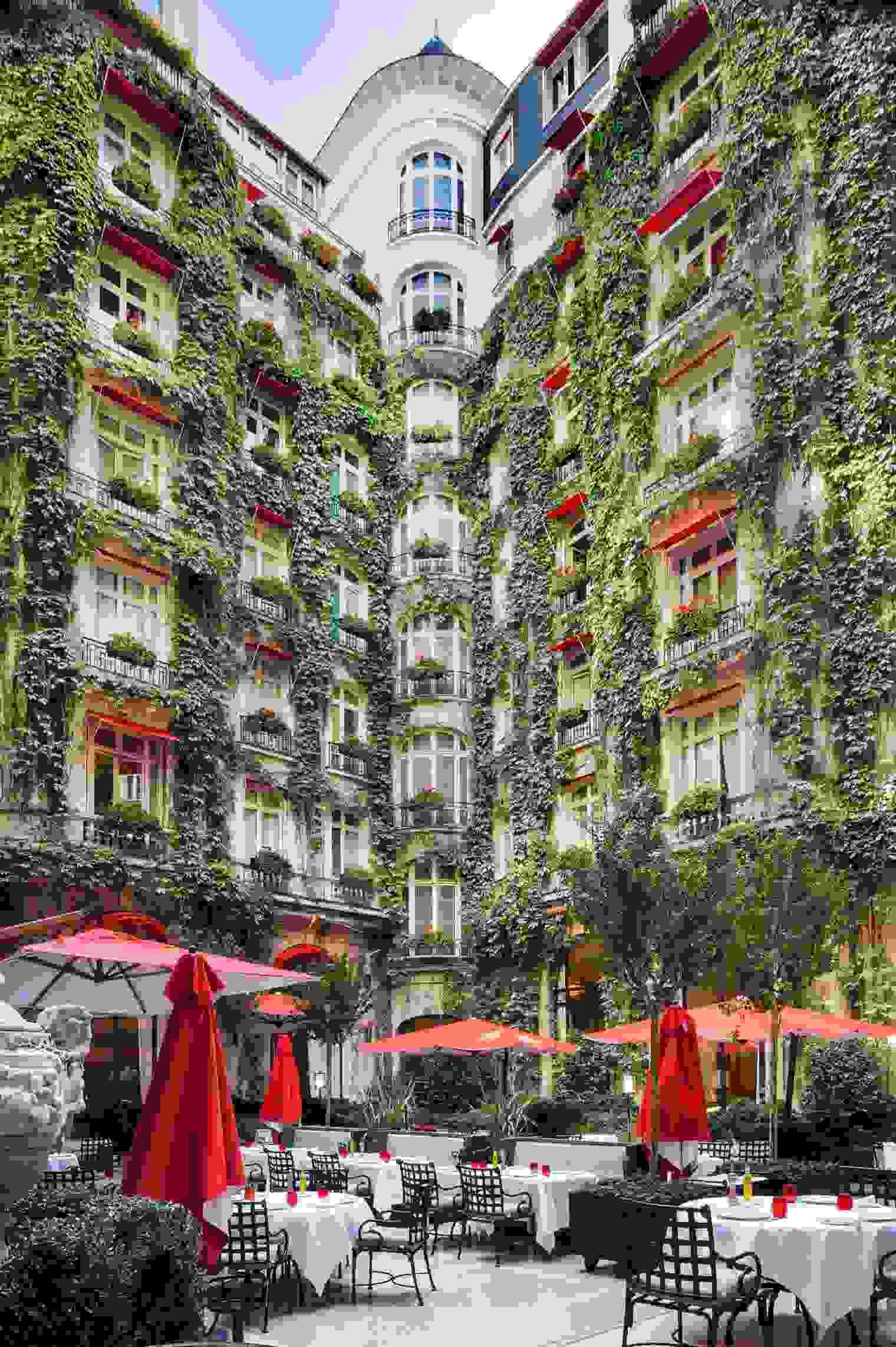 Hotel-Plaza-Athenee51.jpg