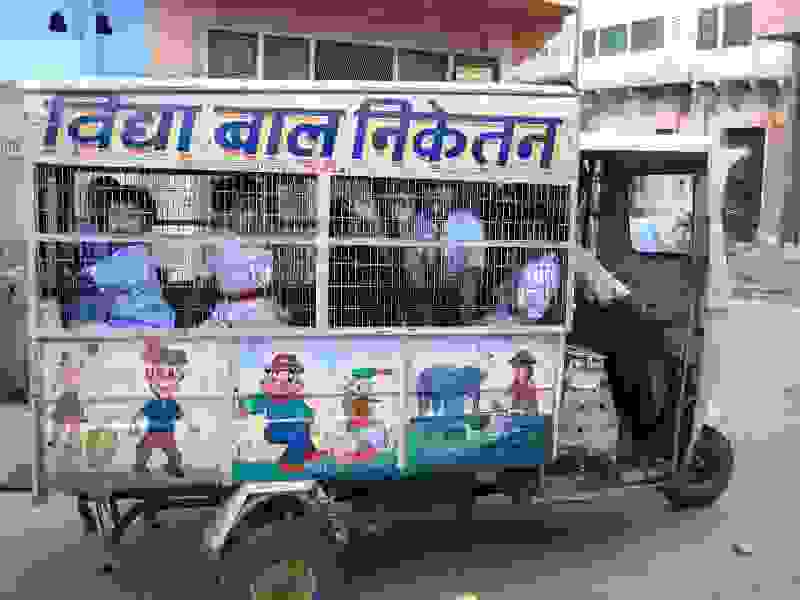 India-SchoolBus4.jpg