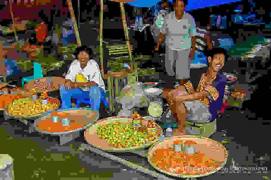 Indonesia-Sulawesi-Manado-3183-Manado.jpg