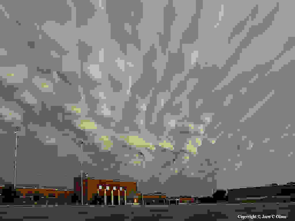 Mammatus-Clouds4.jpg