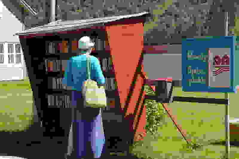 Mundal-books4.jpg