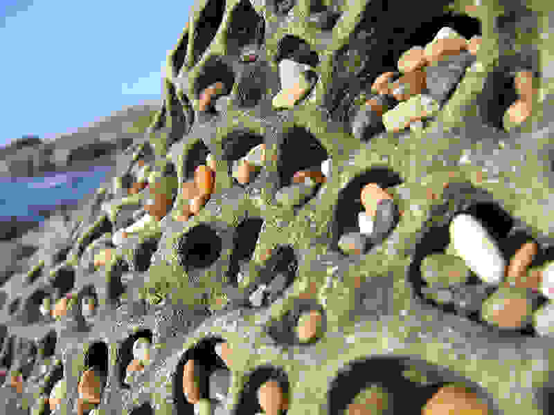 Tafoni-1.jpg