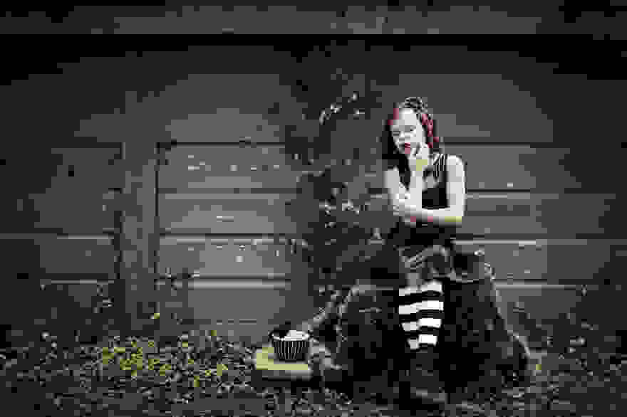 The-Misadventures-of-a-Little-Girl-Adopted-into-a-Mad-World11__880.jpg