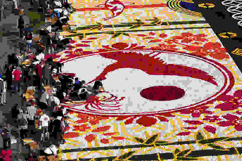 belgium-flower-carpet-2016-designboom-013.jpg