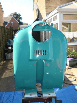 big-a_soviet_era_scooter_transformed_into_a_nifty_mobile_home_640_07.png