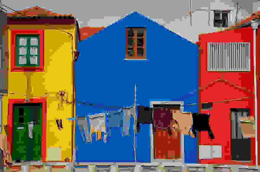 colorful-buildings-305__880.jpg