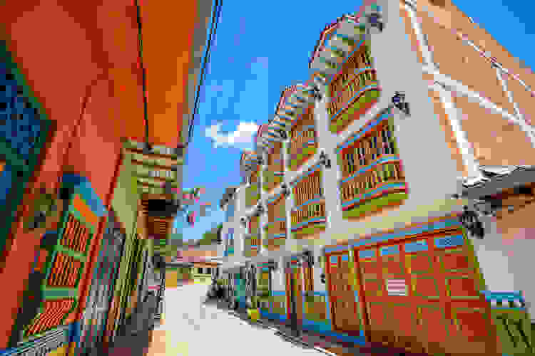 devnani-guatape3.jpg
