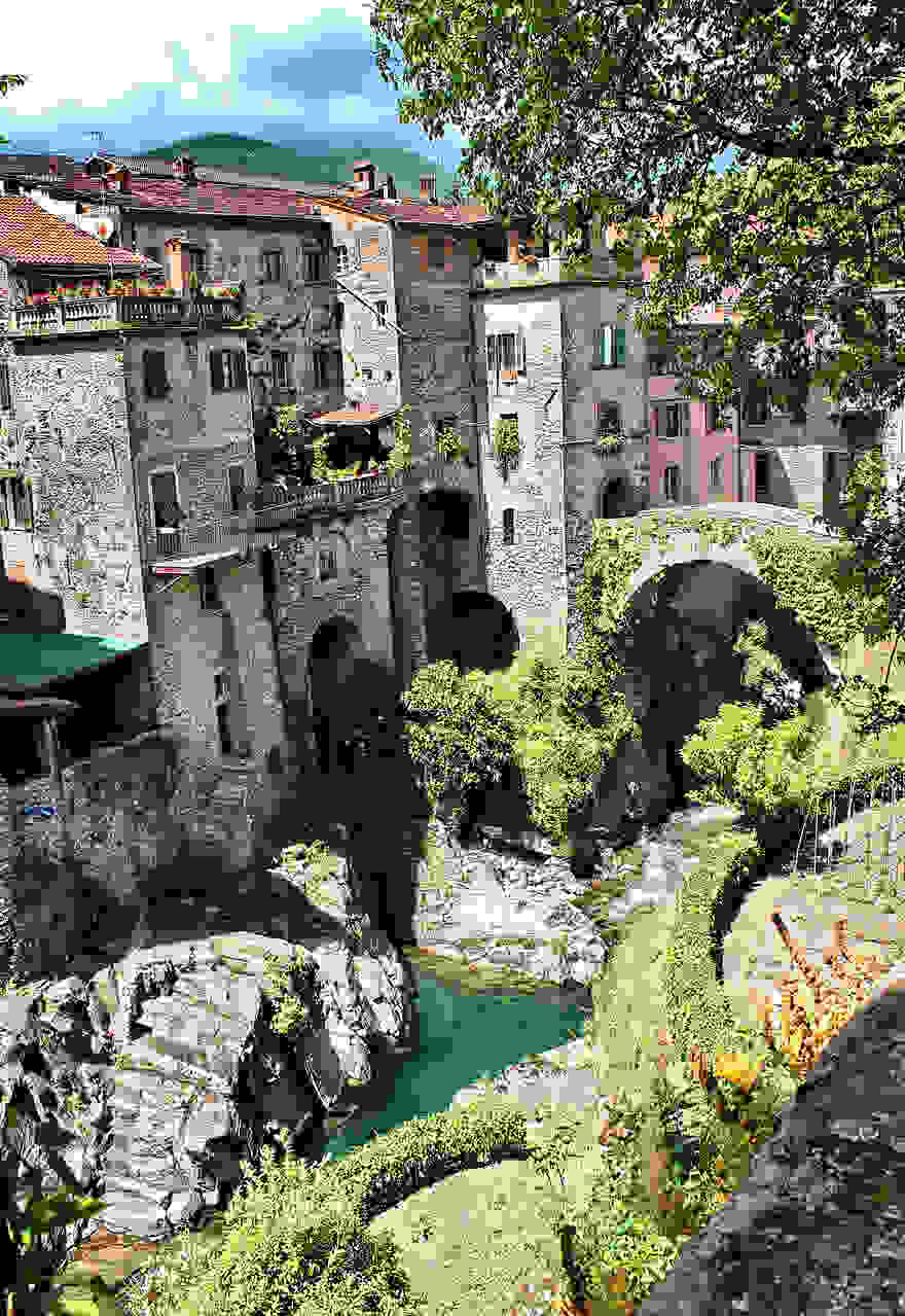 fairy-tale-villages-Bagnone-Italy.jpg