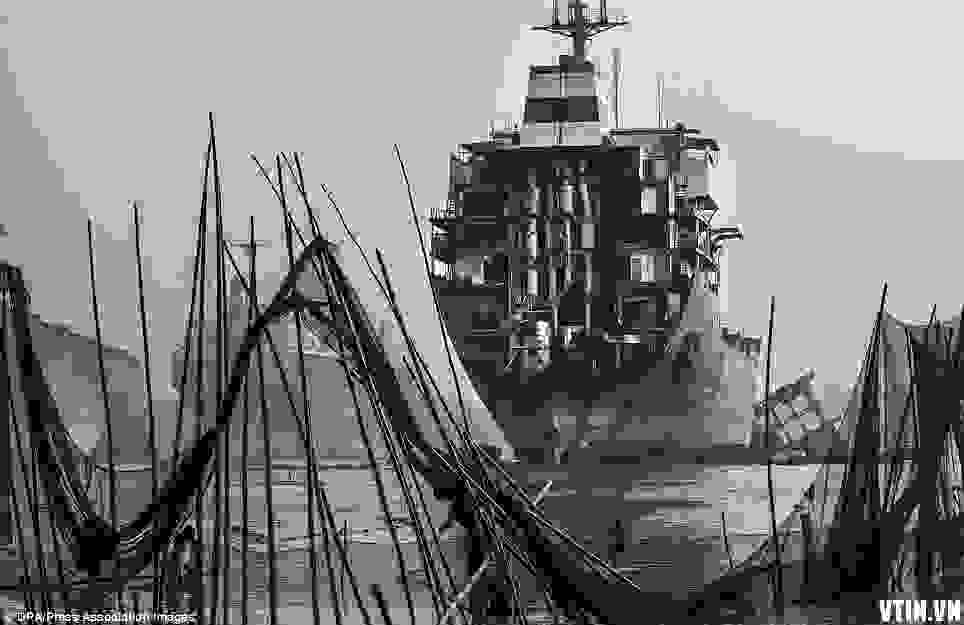 SHIP-4