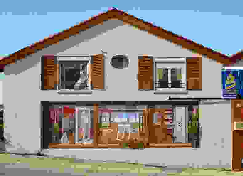 commecy8