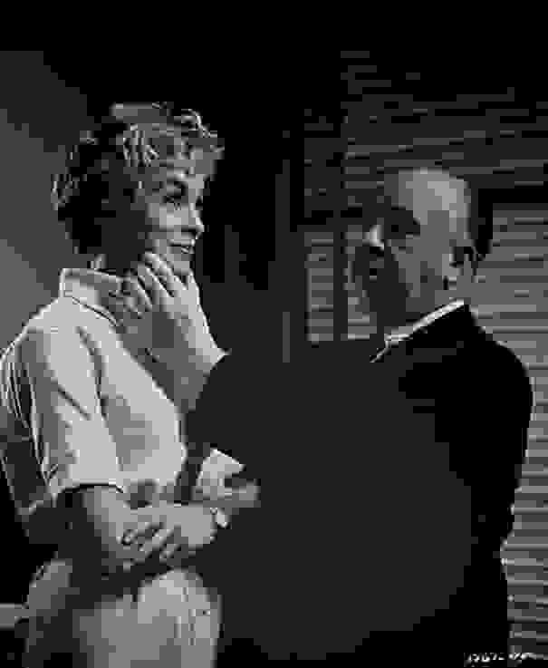 gyrismata-diasimwn-tainiwn-tromou-25