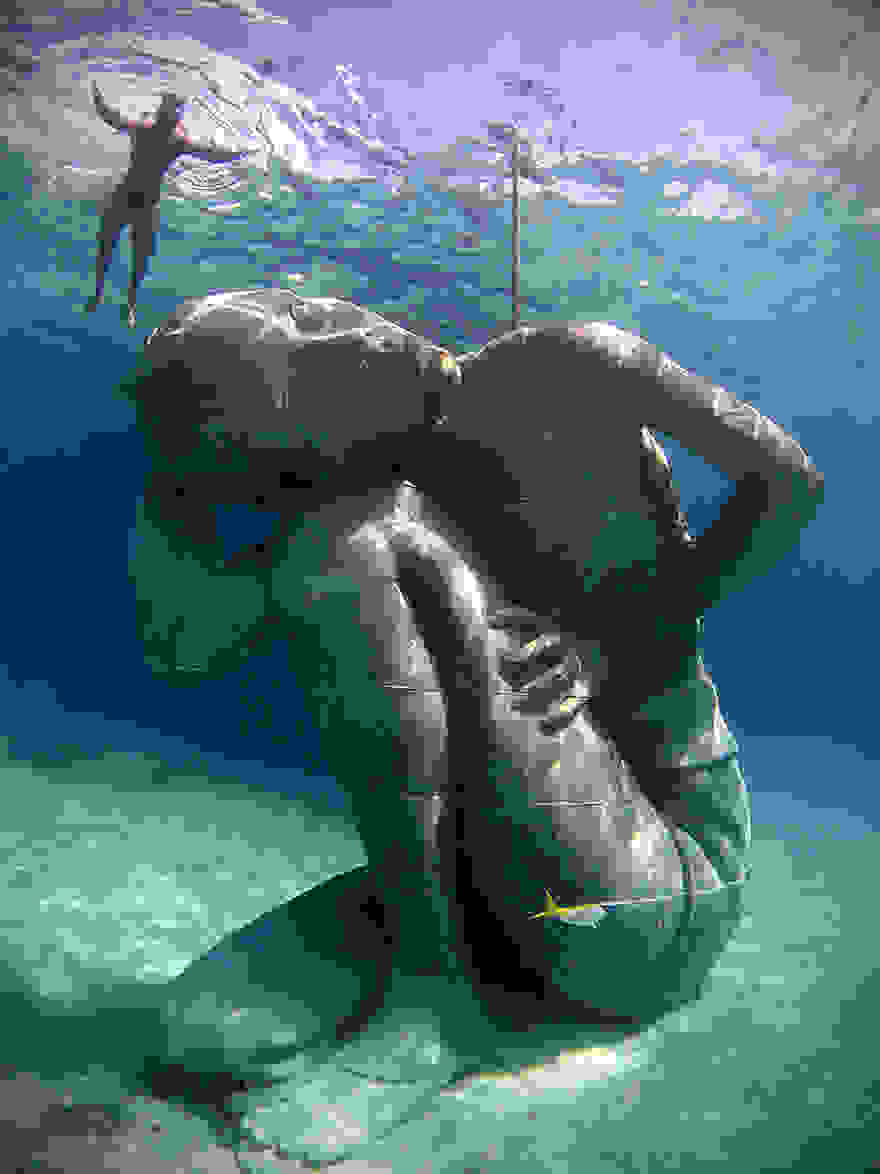 ocean-atlas-bahamas-underwater-sculpture-jason-decaires-taylor-6