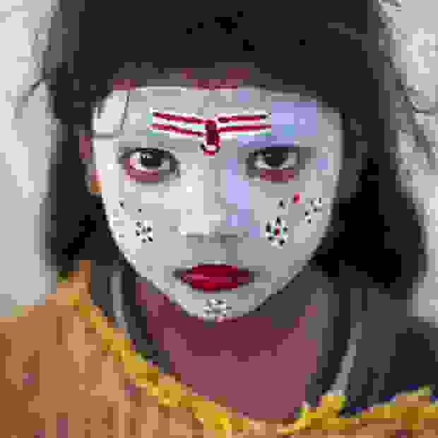 makeup-around-the-world1.jpg