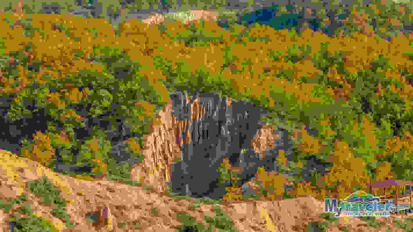 mpouxaria44.jpg