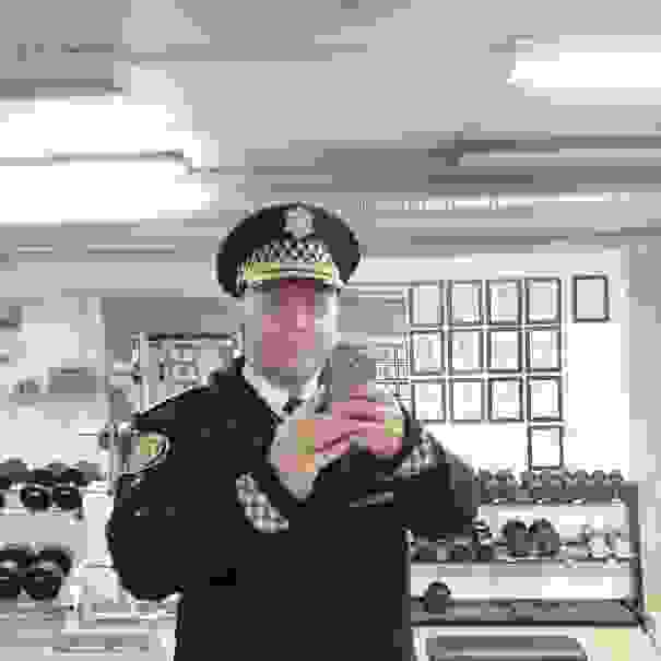 police-instagram-logreglan-reykjavik-iceland-18-605x605.jpg