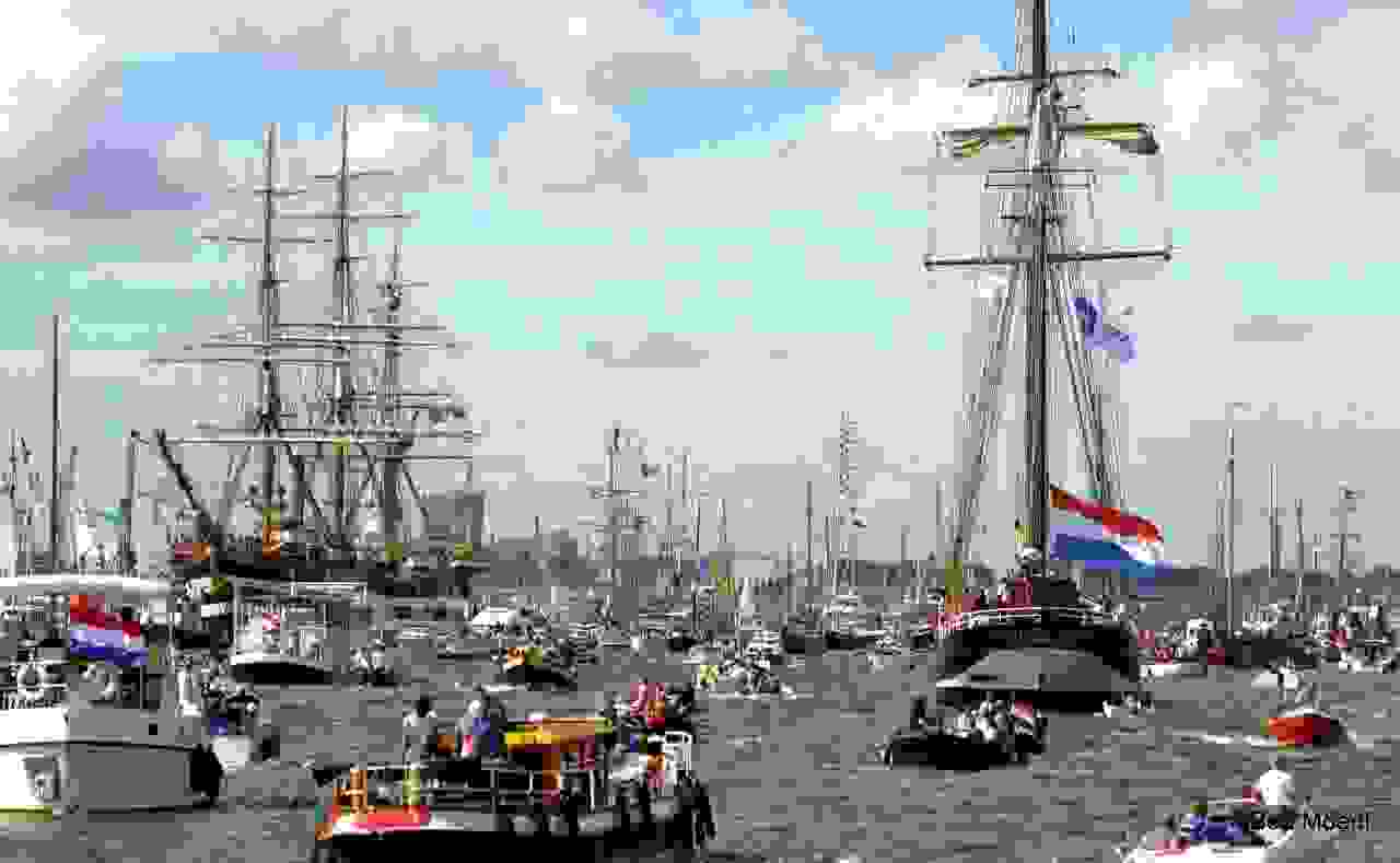 sail-amsterdam-ta-mageftika-katartia1.jpg