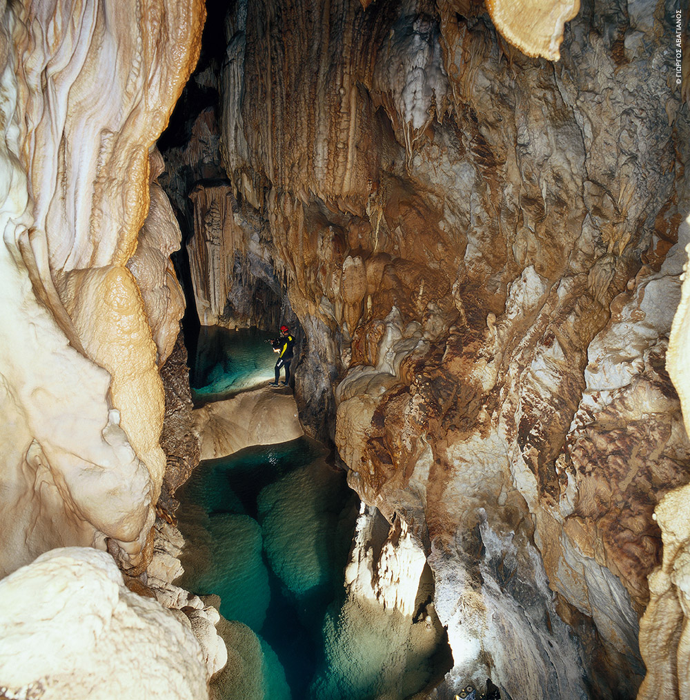 spilaio-limnon-8.JPG