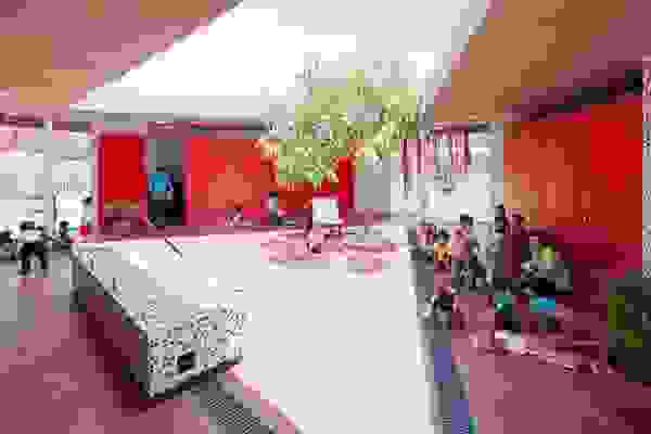 sxoleio8.jpg