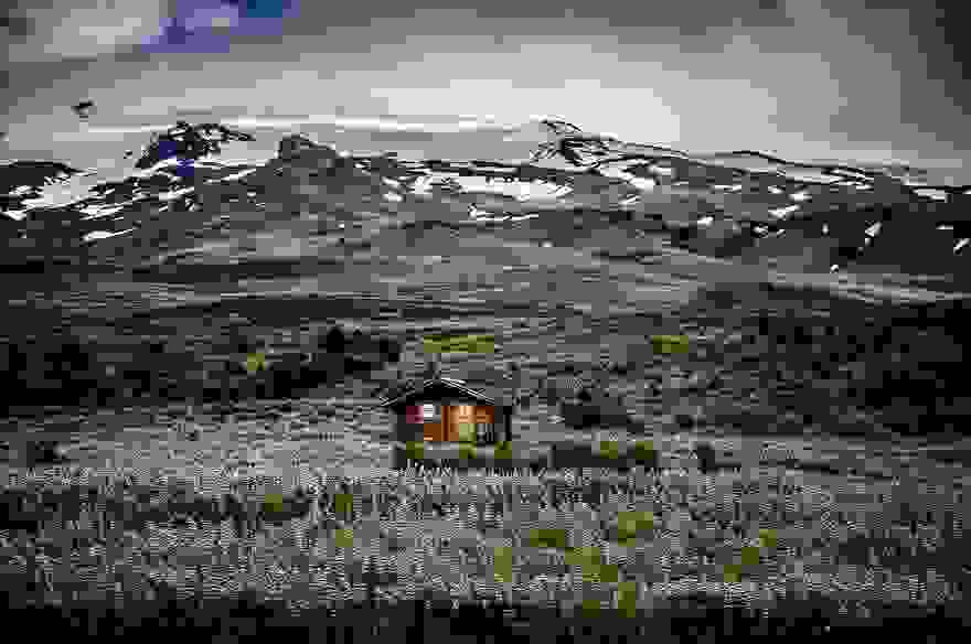 tiny-house-fairytale-nature-landscape-photography-35__880.jpg