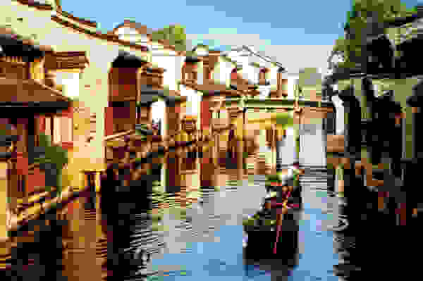 veniceeast1.jpg