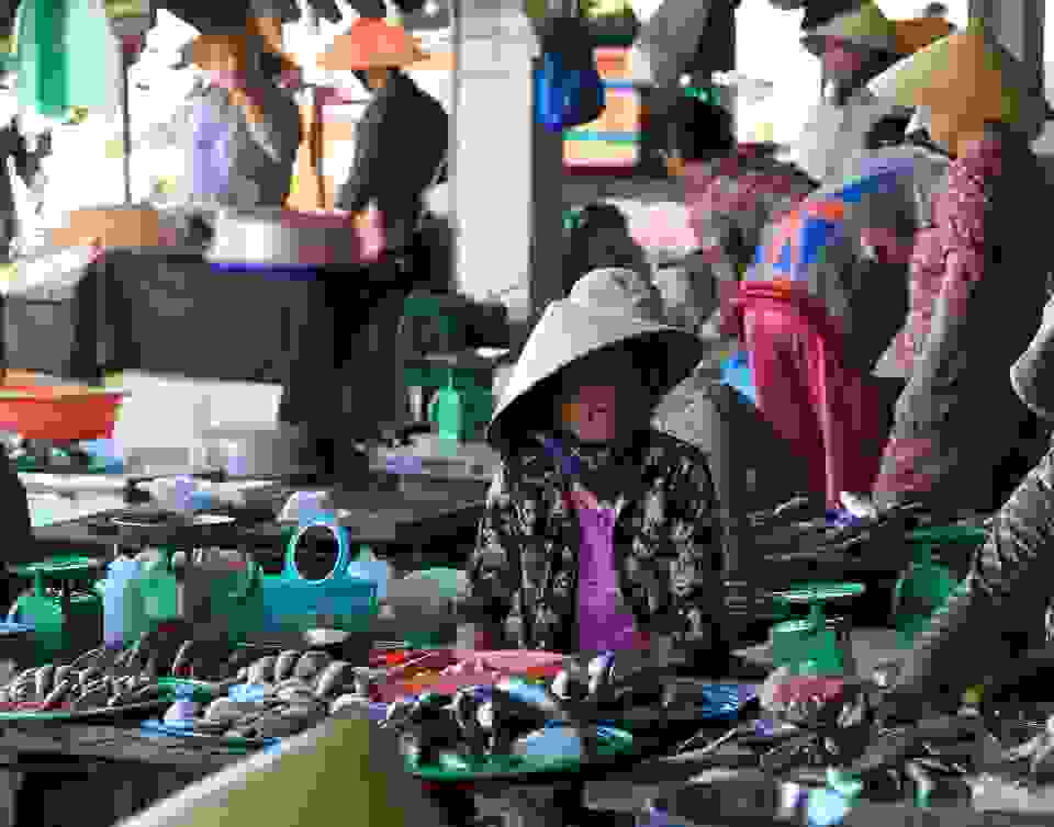 vietnam-market3.jpg