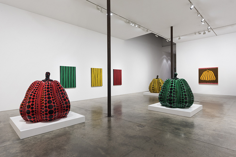 yayoi-kusama-i-gynaika-poy-metetrepse-tin-psyhiki-tis-diatarahi-se-tehni71.jpg