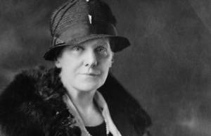 Η γυναίκα που καθιέρωσε και μετά πάλεψε για την κατάργηση της ημέρας της Μητέρας