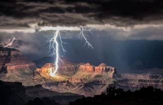 Καταιγίδα στο Grand Canyon