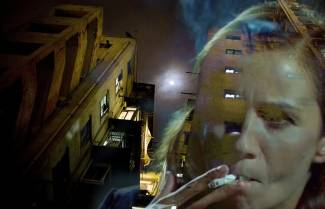 Κατερίνα Γώγου - «Πώς με κοιτάει έτσι...»