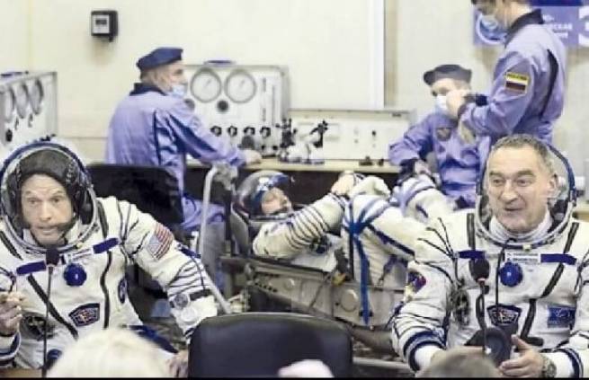 Γιατί η NASA δεν μπορεί να διακόψει τη συνεργασία της με τη Ρωσία;