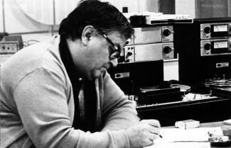 Μάνος Χατζιδάκις: «O εχθρός γεννιέται, δεν γίνεται»