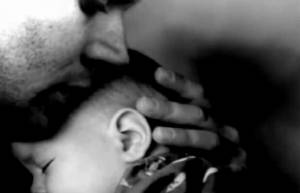 Πότε ο εγκέφαλος του μπαμπά είναι πιο «μητρικός»;