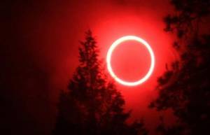 Ολική έκλειψη Σελήνης: «Ματωμένο φεγγάρι» την Τρίτη