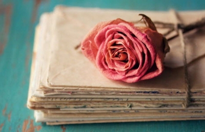 Joan Margarit  Mην πετάς τις ερωτικές επιστολές