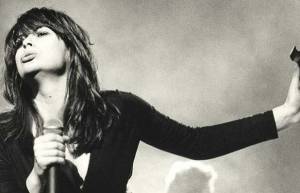 "Όταν σε σκέφτομαι αγγίζω τον εαυτό μου" (video)