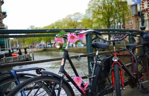 Πώς η Ολλανδία έγινε ποδηλατικός παράδεισος (video)