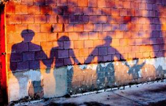 Οι "θυσίες" των γονιών, η επίδραση στα παιδιά-ενήλικες, και η ψυχοθεραπεία