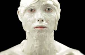 Τοπ 10 των πιο ανατριχιαστικών διαφημίσεων (video)