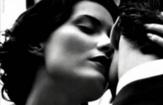 Η ματαιότητα των ουσιωδών ερώτων