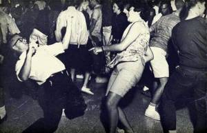 Ροκ εντ ρολ: Ο χορός που εκτροχιάζει τους νέους!