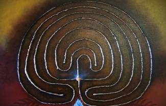 Η ζωή είναι ένας λαβύρινθος, όχι μαραθώνιος