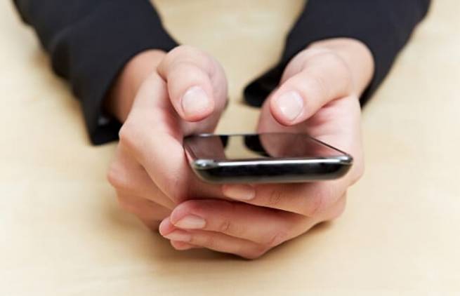 Τέλος στο roaming από το 2015