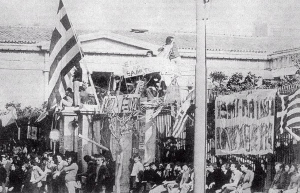 Πολυτεχνείο 1973 - Πέντε μύθοι και πέντε αλήθειες