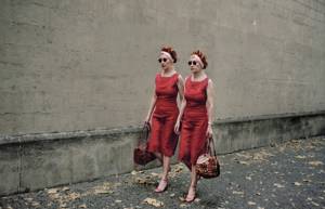 Monette &amp; Mady…οι δίδυμες της Maja Daniels (video)