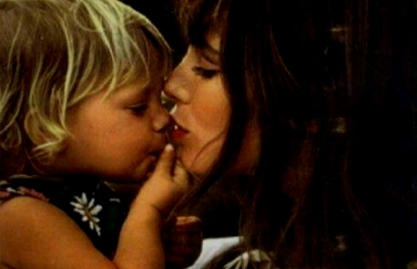 Η αρκούντως καλή μαμά είναι αυτή...